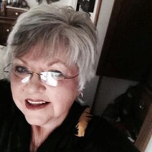 Meet your Posher, Brenda